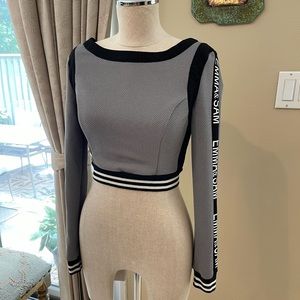 Emma & Sam Cropped Long Sleeve